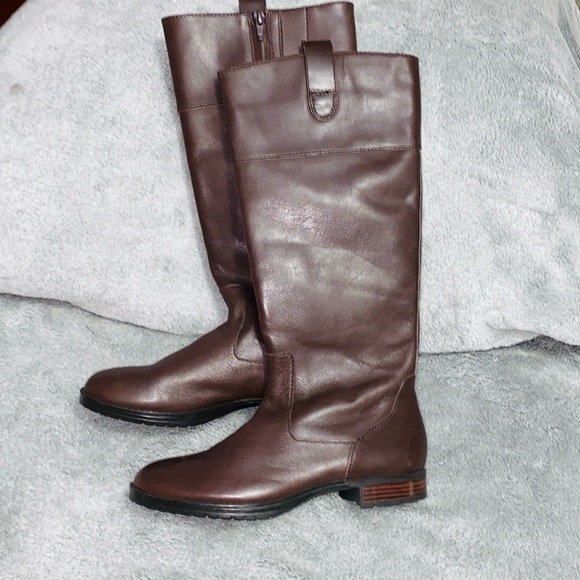 Ralph Lauren boots - Picture 1 of 3